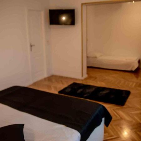 Casa Cattleya Hotell Târgu Jiu Eksteriør bilde