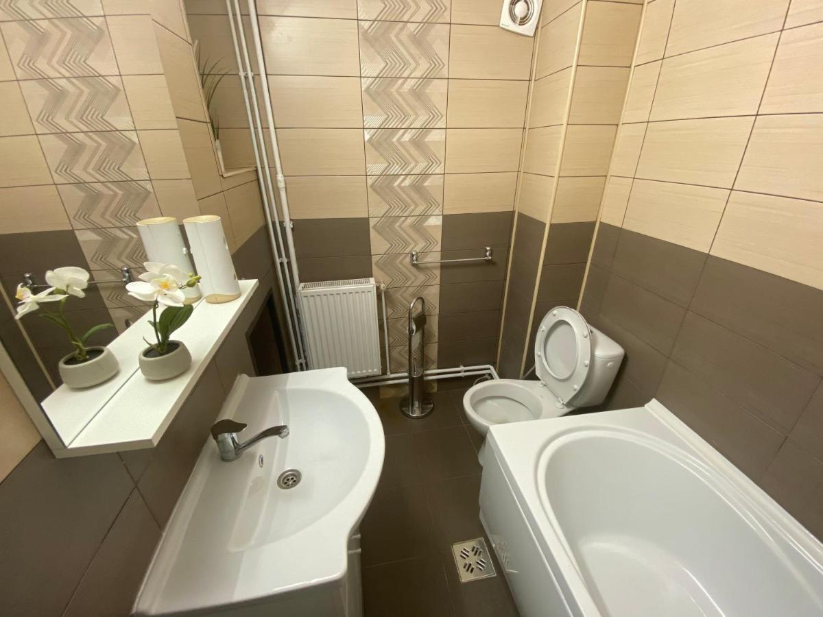 Casa Cattleya Hotell Târgu Jiu Eksteriør bilde