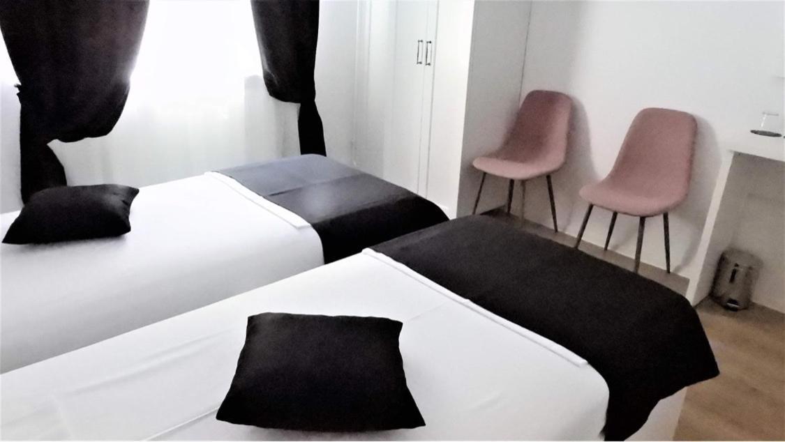 Casa Cattleya Hotell Târgu Jiu Eksteriør bilde