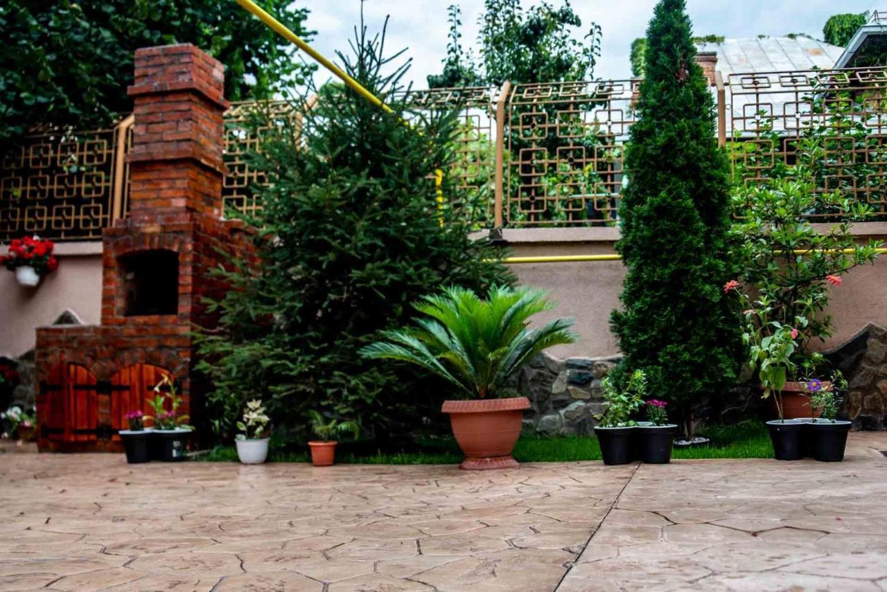Casa Cattleya Hotell Târgu Jiu Eksteriør bilde