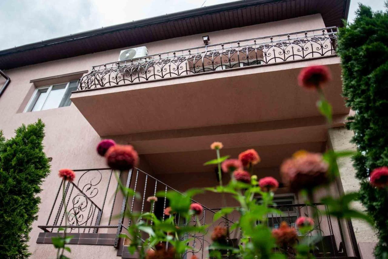 Casa Cattleya Hotell Târgu Jiu Eksteriør bilde